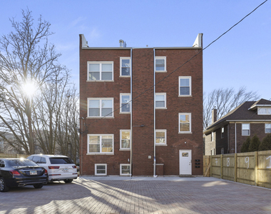 1111 Bonnie Brae Place - Photo Thumbnail 28