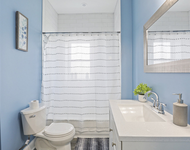 1111 Bonnie Brae Place - Photo Thumbnail 19