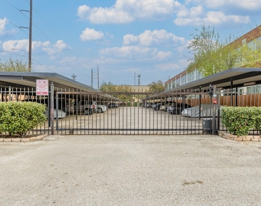 1312 Live Oak Street - Photo Thumbnail 29