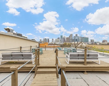 1312 Live Oak Street - Photo Thumbnail 24