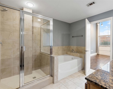 1312 Live Oak Street - Photo Thumbnail 9
