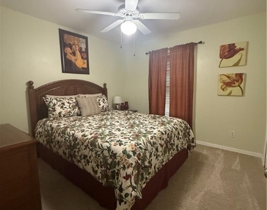 1113 Se 20th Court - Photo Thumbnail 12