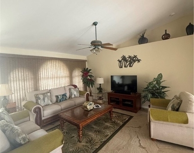 1113 Se 20th Court - Photo Thumbnail 2