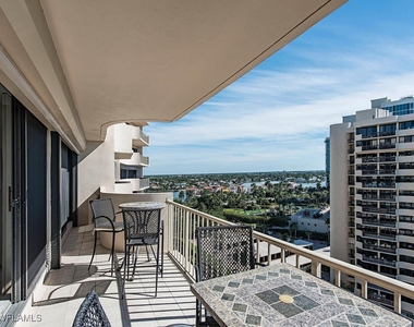 4005 Gulf Shore Boulevard N - Photo Thumbnail 2