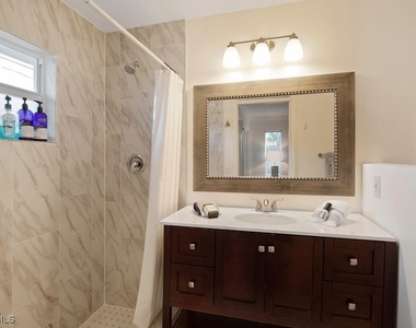 552 105th Avenue N - Photo Thumbnail 8