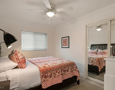 552 105th Avenue N - Photo Thumbnail 10