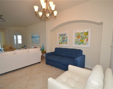 10572 Smokehouse Bay Drive - Photo Thumbnail 5