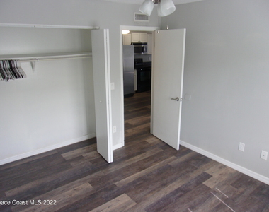 1050 N Fiske Boulevard - Photo Thumbnail 7