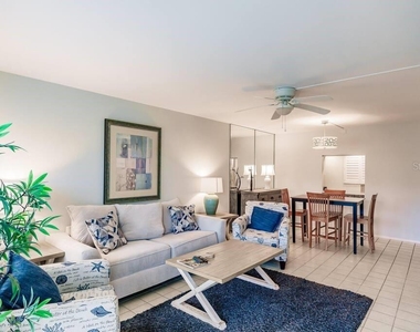 1250 N Portofino Drive - Photo Thumbnail 6