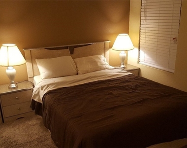 4200 S Valley View Boulevard - Photo Thumbnail 35