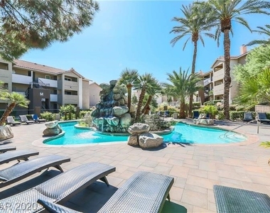 4200 S Valley View Boulevard - Photo Thumbnail 2