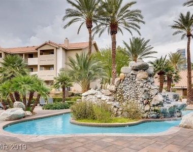 4200 S Valley View Boulevard - Photo Thumbnail 1