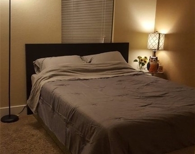4200 S Valley View Boulevard - Photo Thumbnail 39