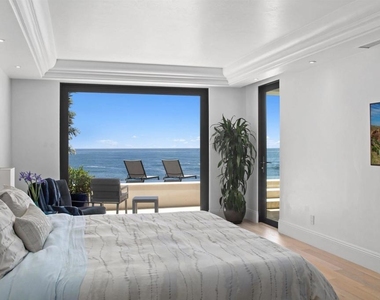 5850 Camino De La Costa - Photo Thumbnail 4