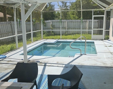 9024 100th Court - Photo Thumbnail 31