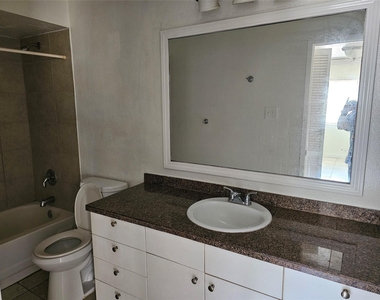 12627 Ashford Meadow Drive - Photo Thumbnail 7