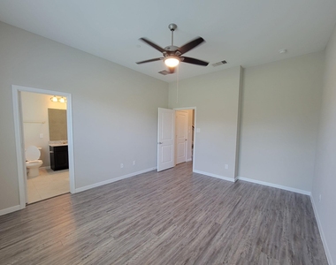 7486 Woo Street Street - Photo Thumbnail 11