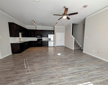 7486 Woo Street Street - Photo Thumbnail 5
