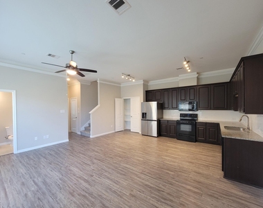 7486 Woo Street Street - Photo Thumbnail 2