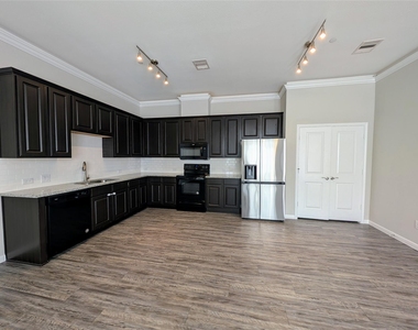 7486 Woo Street Street - Photo Thumbnail 1