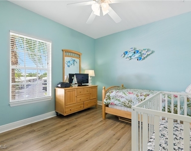 1325 Sweetwater Cove - Photo Thumbnail 7