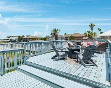 16614 Bermuda Way - Photo Thumbnail 27