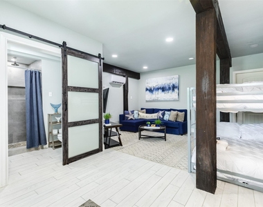 16614 Bermuda Way - Photo Thumbnail 16