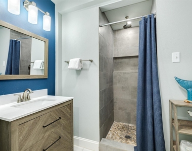 16614 Bermuda Way - Photo Thumbnail 19