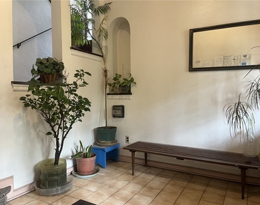 5917 Walnut St - Photo Thumbnail 3