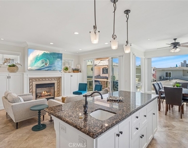 6111 Seashore Drive - Photo Thumbnail 15