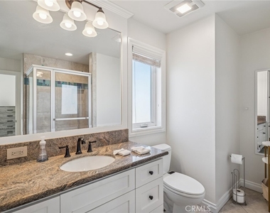 6111 Seashore Drive - Photo Thumbnail 17
