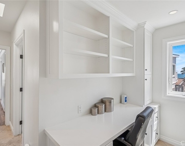 6111 Seashore Drive - Photo Thumbnail 22