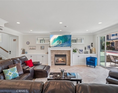 6111 Seashore Drive - Photo Thumbnail 10