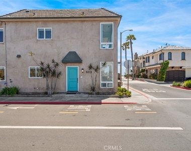 6111 Seashore Drive - Photo Thumbnail 3