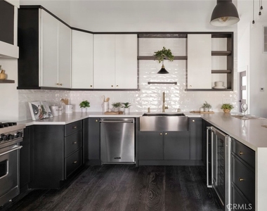 2842 W Avenue 33 - Photo Thumbnail 15
