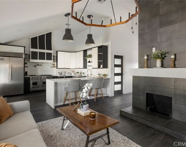 2842 W Avenue 33 - Photo Thumbnail 8