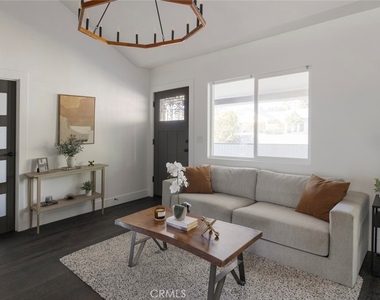 2842 W Avenue 33 - Photo Thumbnail 10