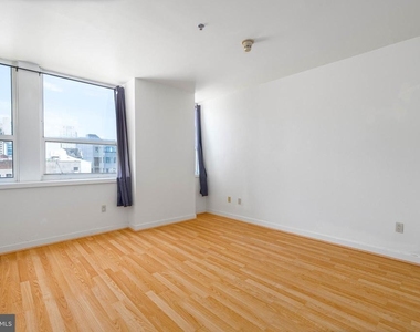 1100 Vine Street - Photo Thumbnail 9