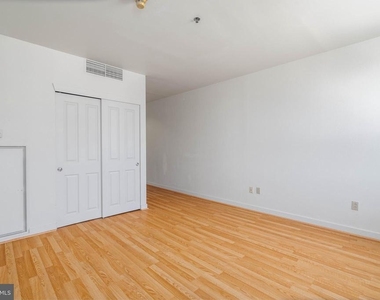 1100 Vine Street - Photo Thumbnail 10
