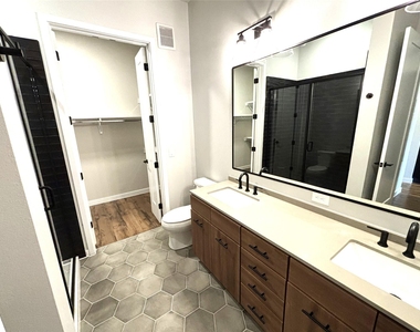 4510 Terry-o Ln - Photo Thumbnail 15