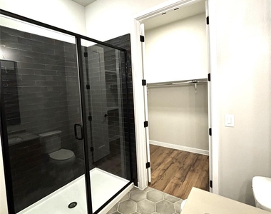 4510 Terry-o Ln - Photo Thumbnail 16
