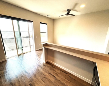 4510 Terry-o Ln - Photo Thumbnail 9