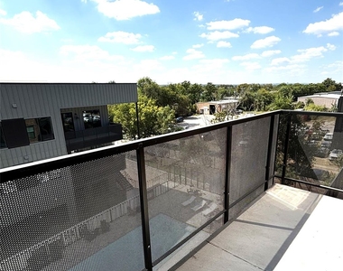 4510 Terry-o Ln - Photo Thumbnail 3
