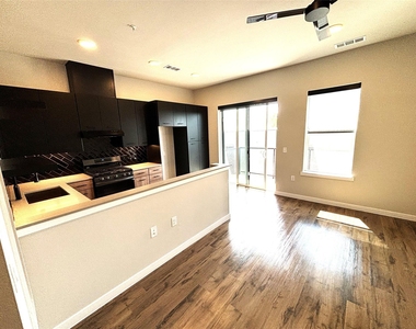 4510 Terry-o Ln - Photo Thumbnail 6