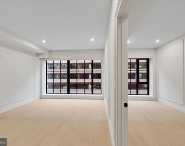 2121 Ward Place Nw - Photo Thumbnail 8