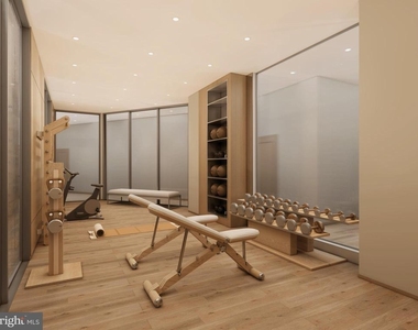 2121 Ward Place Nw - Photo Thumbnail 1