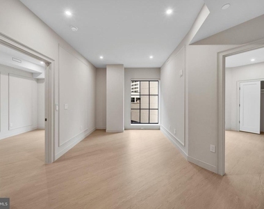 2121 Ward Place Nw - Photo Thumbnail 7