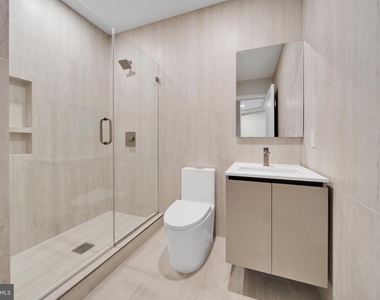 2121 Ward Place Nw - Photo Thumbnail 16