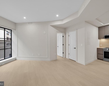 2121 Ward Place Nw - Photo Thumbnail 12