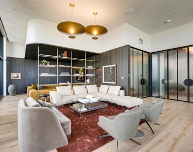 610 Davis St - Photo Thumbnail 16